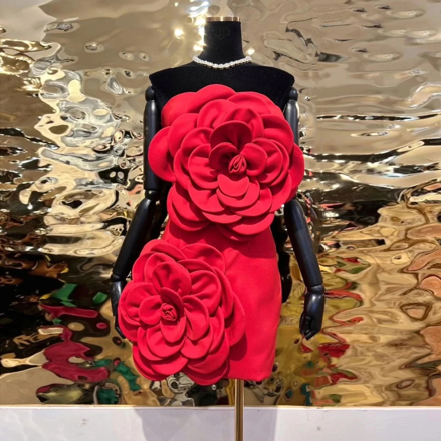 Romantic 3D Rose Mini Dress Strapless Handmade Ruffled Big Flowers Short Wedding Party Dresses Stretch Rose Flower Prom Gown
Romantic 3D Rose Mini Dress Strapless Handmade Ruffled Big Flowers Short Wedding Party Dresses Stretch Rose Flower Prom Gown