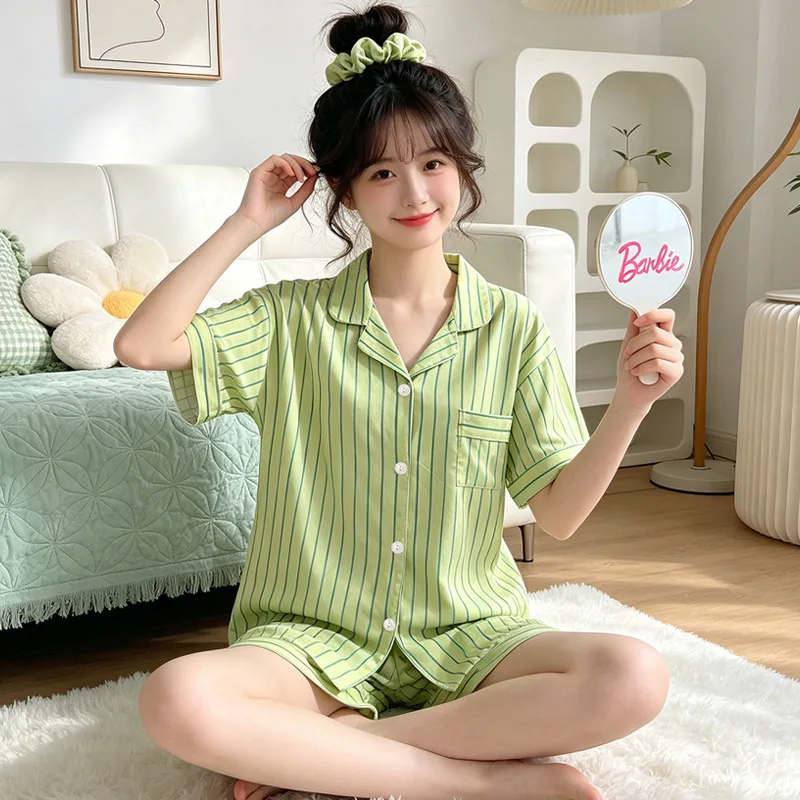 New Arrival: Stylish, Minimalist Striped Sleepwear for Women—fresh and Lightweight Summer Set with Short-Sleeve Top and Shorts
New Arrival: Stylish, Minimalist Striped Sleepwear for Women—fresh and Lightweight Summer Set with Short-Sleeve Top and Shorts
