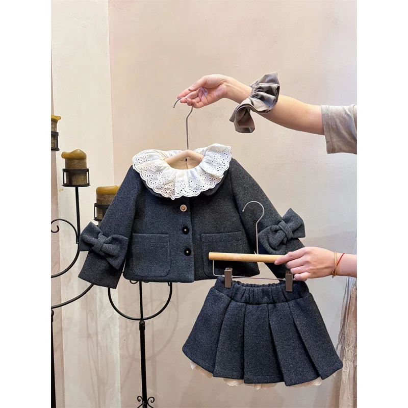 Korean Children's Set for Girls Baoboao Winter New StylemiuGray Peter Pan Collar Suit
Korean Children's Set for Girls Baoboao Winter New StylemiuGray Peter Pan Collar Suit