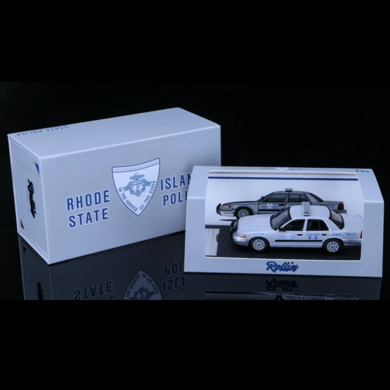 Модель полицейской машины Victoria RISP Rhode Island State Patrol Car K-9 из сплава, масштаб 1:64
Модель полицейской машины Victoria RISP Rhode Island State Patrol Car K-9 из сплава, масштаб 1:64