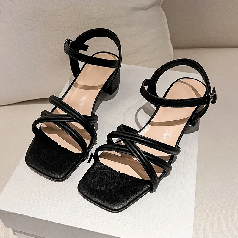 Summer New Square Heel Sandals Women's Fashion Square Head Open Toe Cross Thin Belt Anti-slip Wear Heel Shoes
Summer New Square Heel Sandals Women's Fashion Square Head Open Toe Cross Thin Belt Anti-slip Wear Heel Shoes