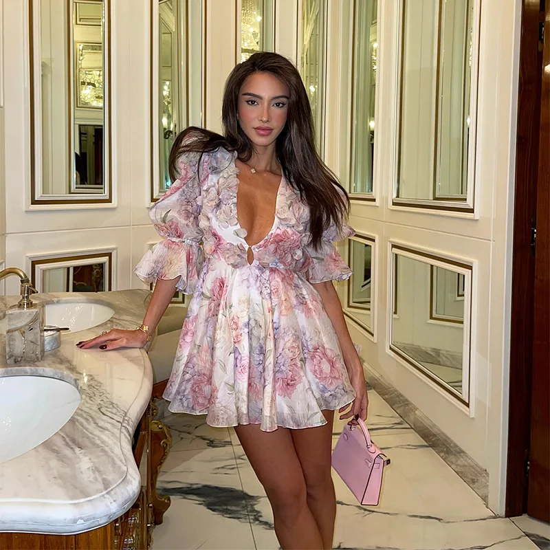 Sweet V Neck Printed Flare Sleeve Mini Dress Elegant Pleated Hollow Out A-line Gown New Female Holiday Dinner Party Vestido 2025
Sweet V Neck Printed Flare Sleeve Mini Dress Elegant Pleated Hollow Out A-line Gown New Female Holiday Dinner Party Vestido 2025