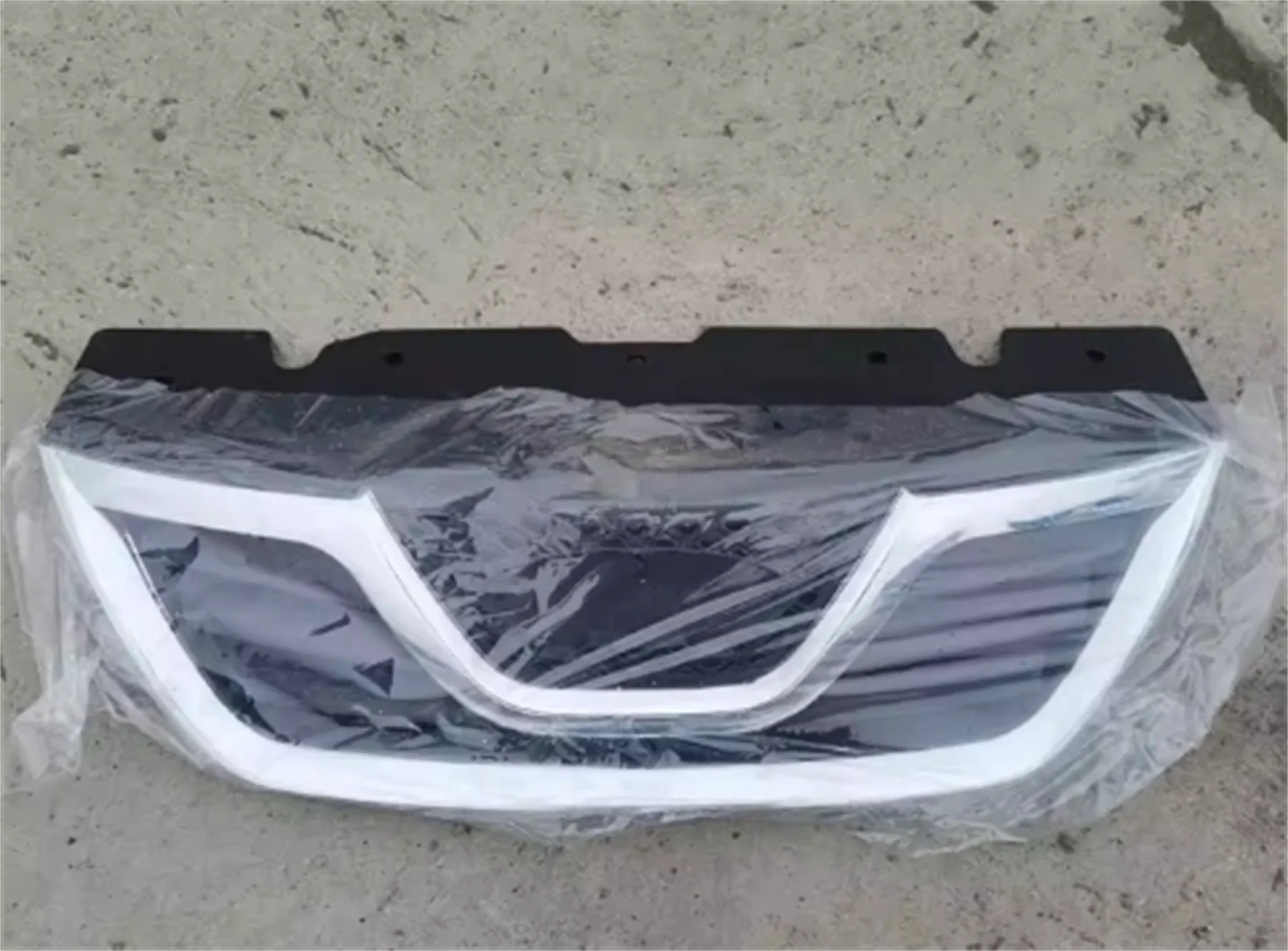 Front Bumper Grill Mask Radiator Grille Racing Grills for Chery Tiggo 3 
Front Bumper Grill Mask Radiator Grille Racing Grills for Chery Tiggo 3
