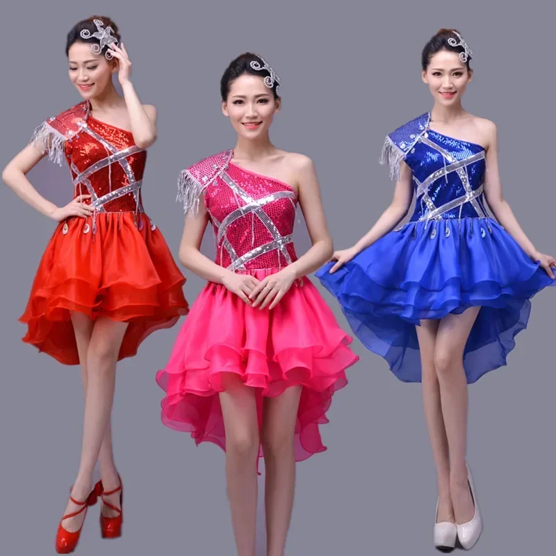 sequins female suits Festival modern jazz dance stage costume singer team dancer prom show performance clothing
sequins female suits Festival modern jazz dance stage costume singer team dancer prom show performance clothing