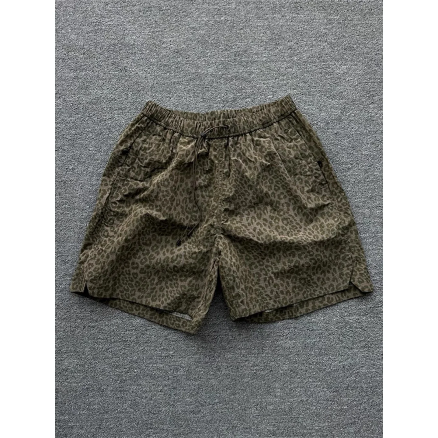 Summer Trendy Camouflage Leopard Print Quick Dry Five-Quarter Length American Retro Casual Sports Beach Shorts for Men
Summer Trendy Camouflage Leopard Print Quick Dry Five-Quarter Length American Retro Casual Sports Beach Shorts for Men