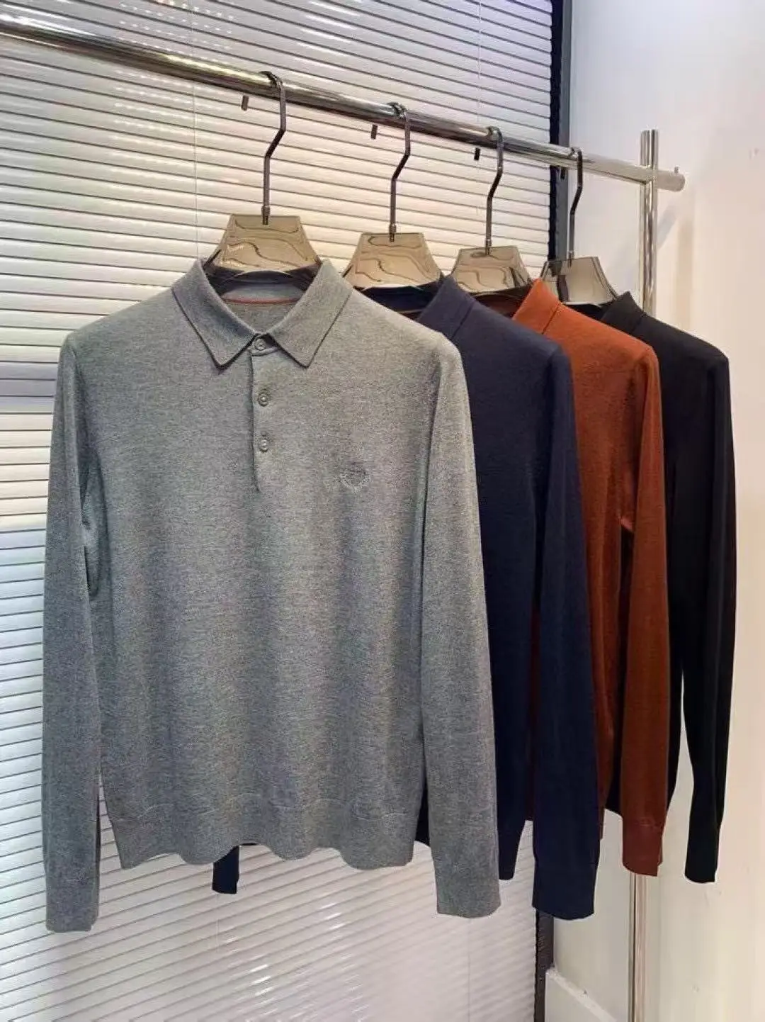 Busin Casual Knitted Long Sve Collared Sweater Men Autumn Winter Faion Embroidery Old Money Sle Warm Regular Fit Wo...
Busin Casual Knitted Long Sve Collared Sweater Men Autumn Winter Faion Embroidery Old Money Sle Warm Regular Fit Wo...