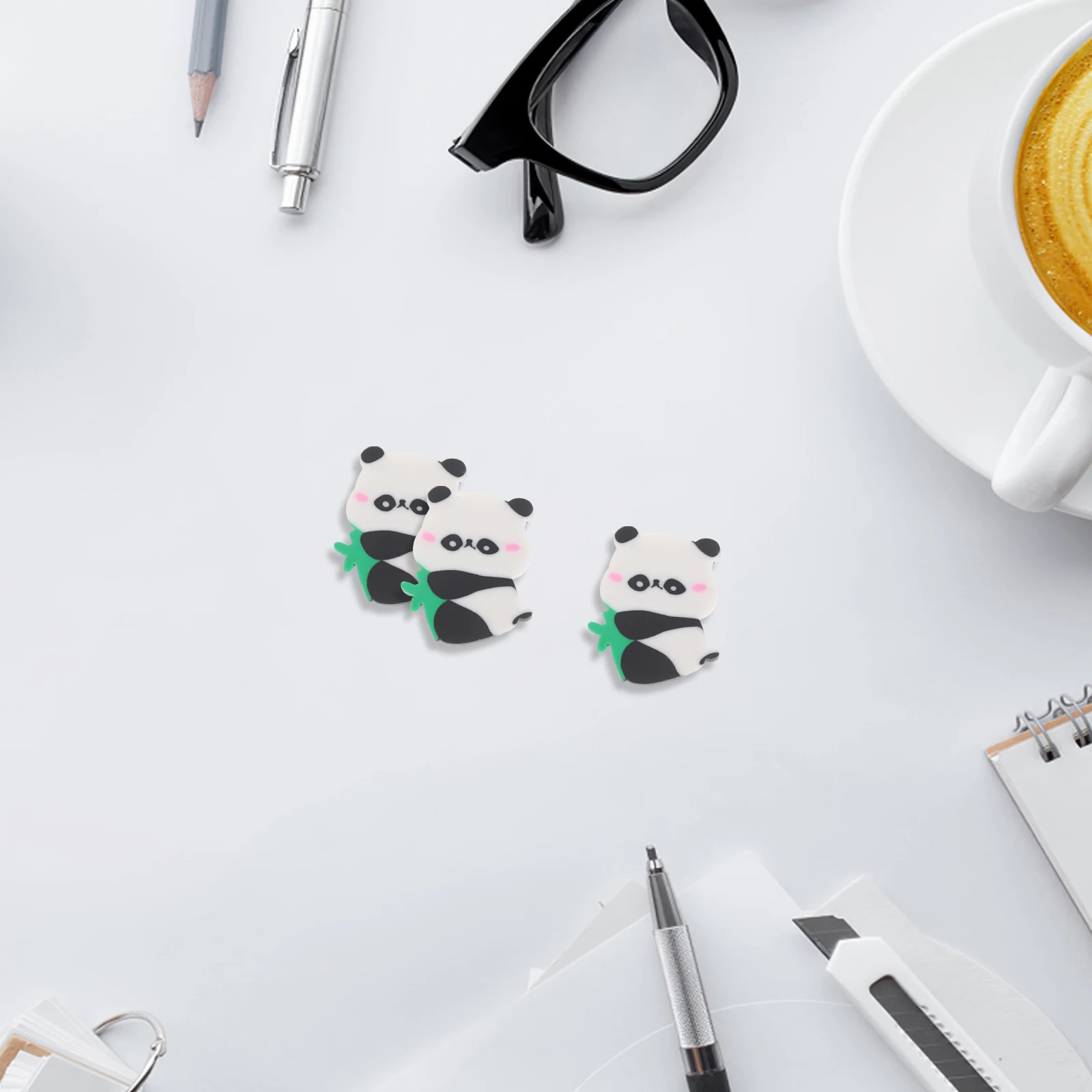 50 Pcs Giant Panda Eraser Cute Animal Erasers for Kids Cleaning Good Looking Cartoon Pencil Tpr Bulk Student Girls
50 Pcs Giant Panda Eraser Cute Animal Erasers for Kids Cleaning Good Looking Cartoon Pencil Tpr Bulk Student Girls