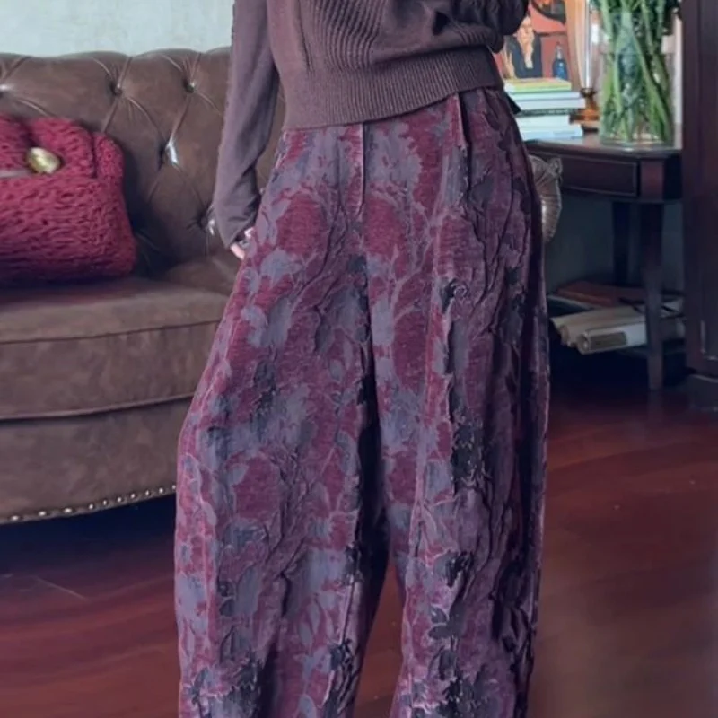 Heavy Duty Velvet Jacquard Back Elastic Waist Wide Leg Pants For Women In The Spring Of 2026
Heavy Duty Velvet Jacquard Back Elastic Waist Wide Leg Pants For Women In The Spring Of 2026