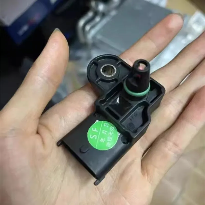 Engine Intake Pressure Sensor for DONGFENG S30,H30 CROSS,A30,AX3,A60, 1.5L, 28234360
Engine Intake Pressure Sensor for DONGFENG S30,H30 CROSS,A30,AX3,A60, 1.5L, 28234360