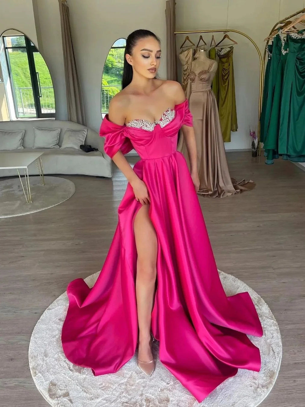 Customized Delicate Satin A-Line Off the Shoulder Crystal Evening Dresses Strapless Half Sleeves Panel Train Bridal Pa
Customized Delicate Satin A-Line Off the Shoulder Crystal Evening Dresses Strapless Half Sleeves Panel Train Bridal Pa