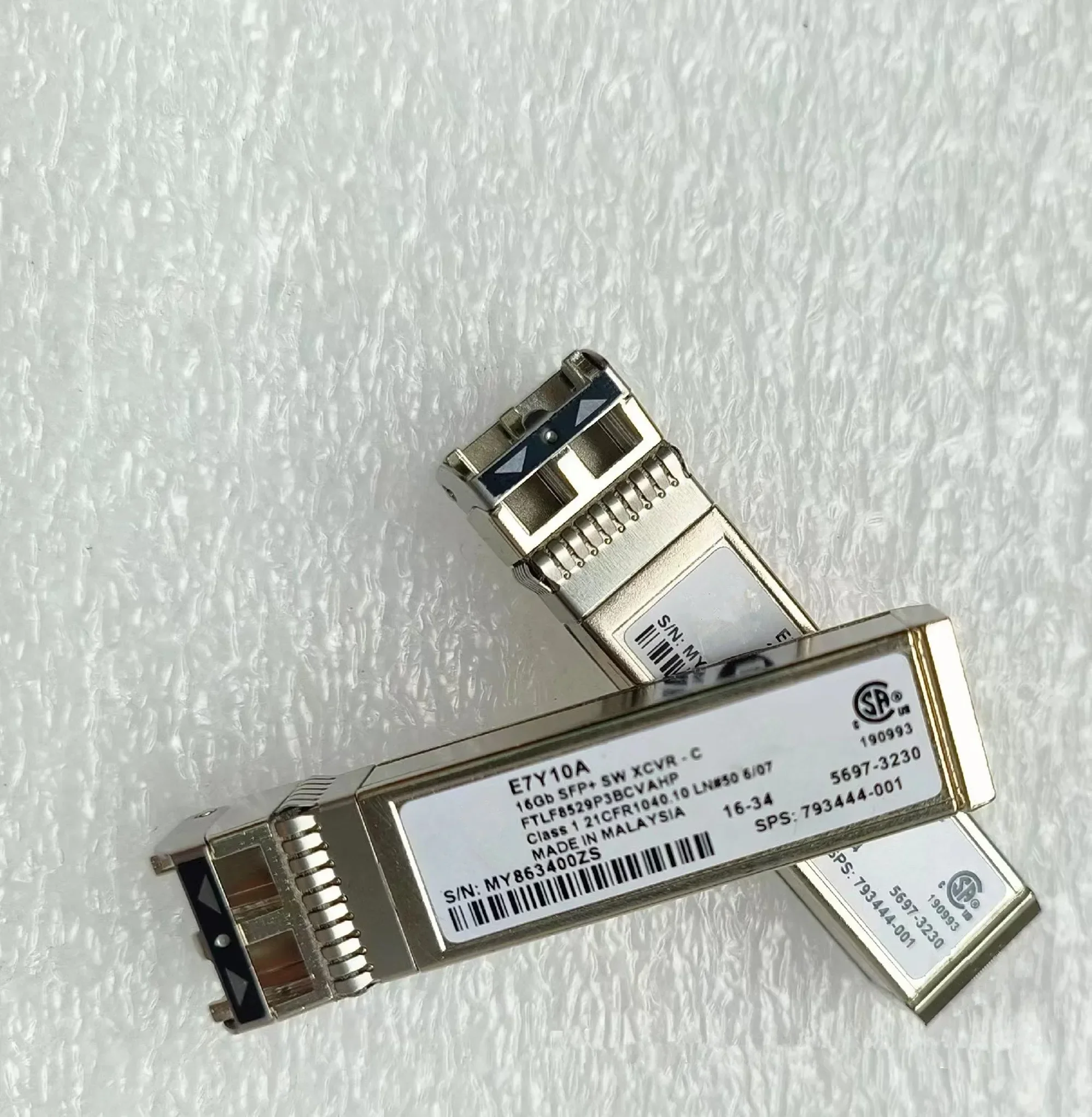 850NM 16G Switch Transceiver E7Y09A E7Y10A FTLF8529P4BCVAHP 793443-001/793444-001 16GB SFP+ XCVR SW Optical Fiber Module
850NM 16G Switch Transceiver E7Y09A E7Y10A FTLF8529P4BCVAHP 793443-001/793444-001 16GB SFP+ XCVR SW Optical Fiber Module
