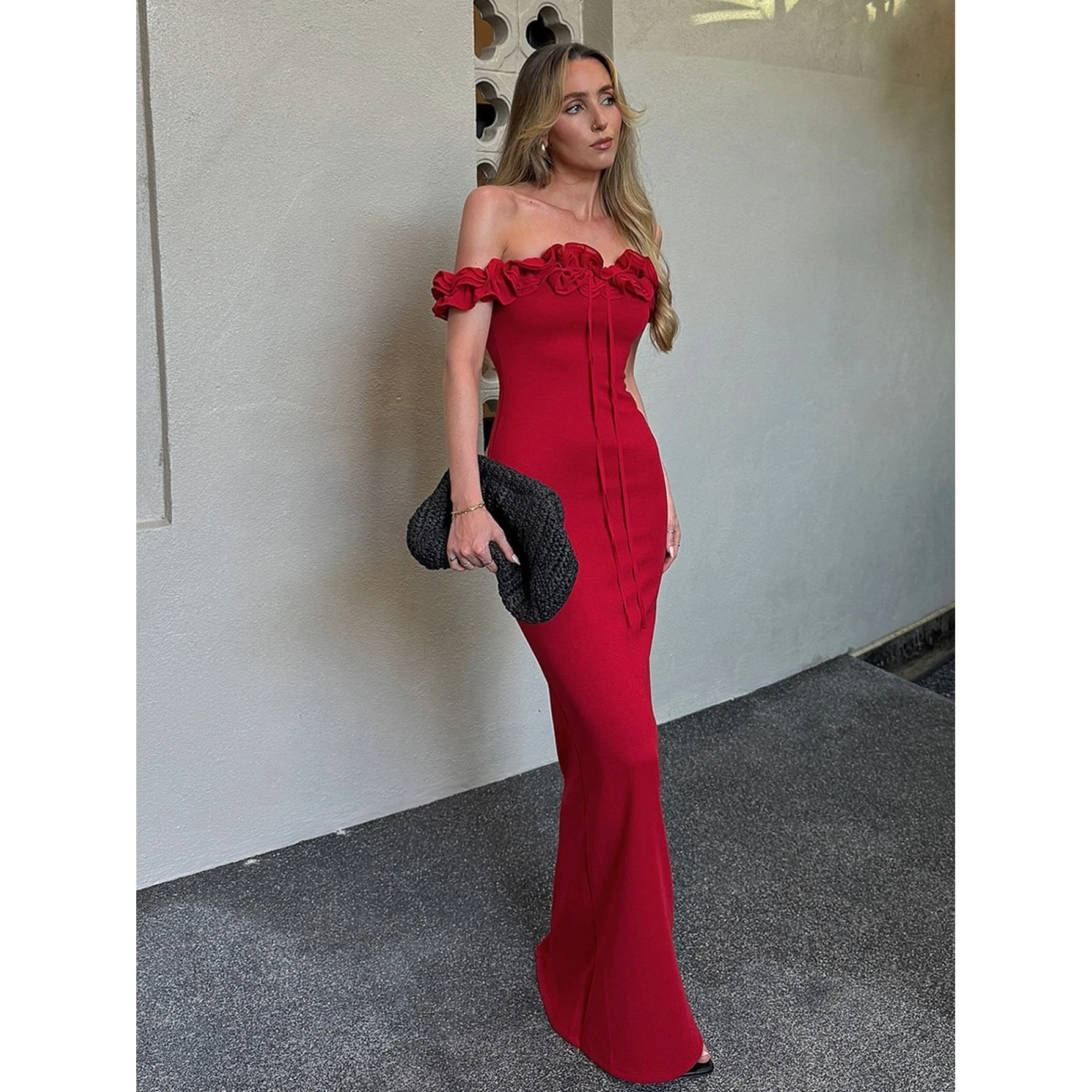 Summer Fashion Women's Slim Fit One Shoulder Dress with Wood Grain Splicing Strapless Evening Party Dress
Summer Fashion Women's Slim Fit One Shoulder Dress with Wood Grain Splicing Strapless Evening Party Dress