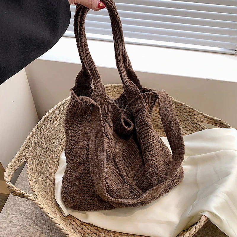 Designer Knitting Shoulder Bag Portable Simple Handbag Tote Large Capacity Shopping Bag Casual Travel Female Tote Bags Coffee
Designer Knitting Shoulder Bag Portable Simple Handbag Tote Large Capacity Shopping Bag Casual Travel Female Tote Bags Coffee