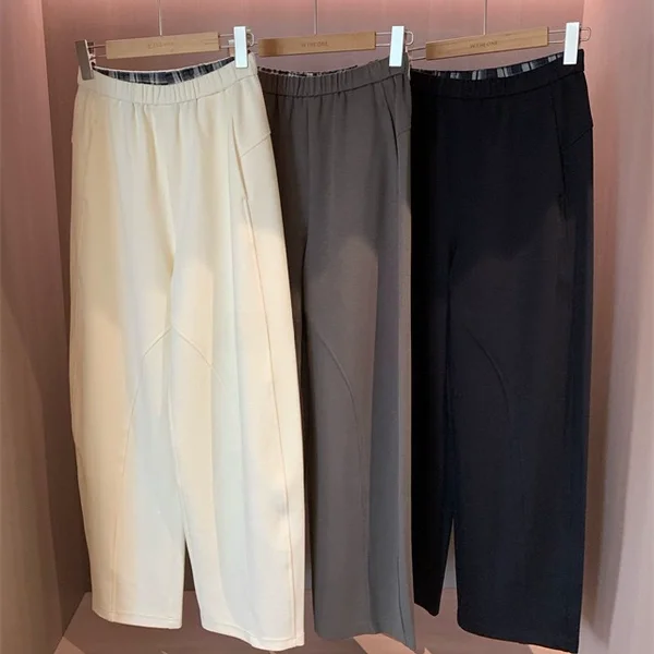 Autumn Winter Women's Loose Fit High Waist Elastic Waist Silk Wool Banana Pants Straight Leg Casual Trousers Commute Style
Autumn Winter Women's Loose Fit High Waist Elastic Waist Silk Wool Banana Pants Straight Leg Casual Trousers Commute Style