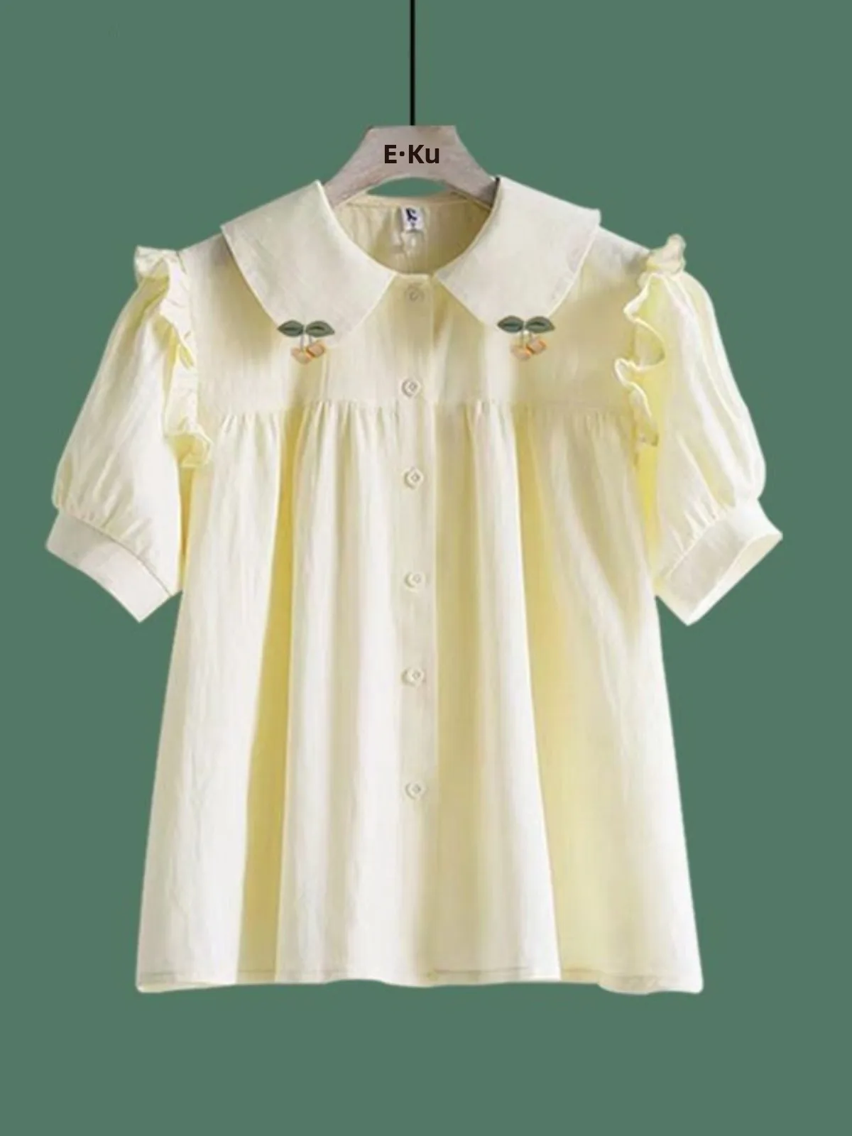 New Doll Collar Loose Short Sleeve Women's Shirt Summer Design Sweet Two-Piece Set Gourmet Mushroom Pattern Fashionable Elegant
New Doll Collar Loose Short Sleeve Women's Shirt Summer Design Sweet Two-Piece Set Gourmet Mushroom Pattern Fashionable Elegant