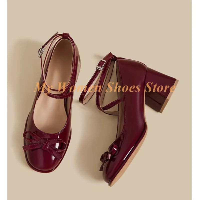 Burgundy Patent Leather Mary Jane Pumps Round Toe Block Middle Heel Ankle Buckle Strap Knot Handmade Runway 2026 Spring Shoes
Burgundy Patent Leather Mary Jane Pumps Round Toe Block Middle Heel Ankle Buckle Strap Knot Handmade Runway 2026 Spring Shoes