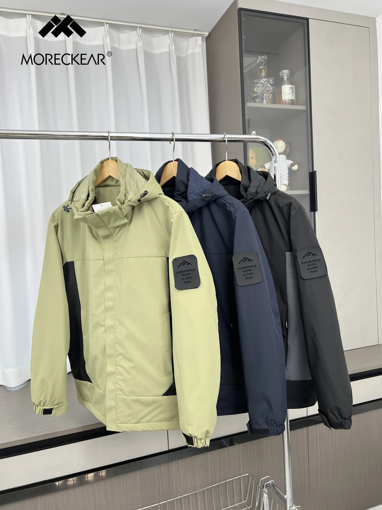 Мужская зимняя теплая куртка из хлопка серии Outdoor Mountain с теплоотражающим эффектом, модная городская верхняя одежда
Мужская зимняя теплая куртка из хлопка серии Outdoor Mountain с теплоотражающим эффектом, модная городская верхняя одежда