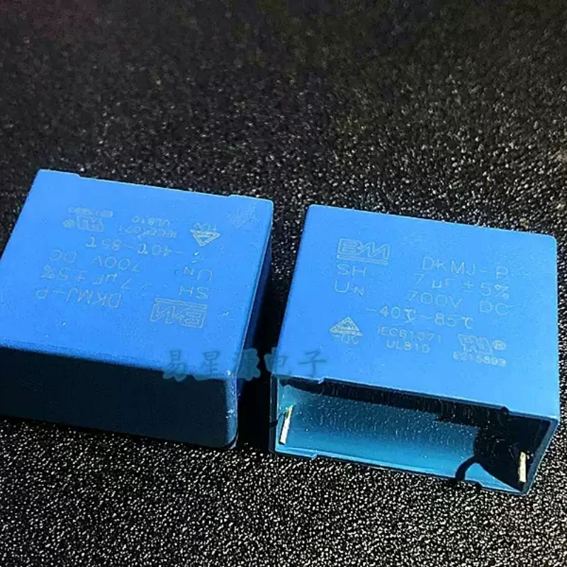 7UF 700V 630V Fengming BM 700V705 7.0UF DKMJ-P film capacitor fever capacitor
7UF 700V 630V Fengming BM 700V705 7.0UF DKMJ-P film capacitor fever capacitor