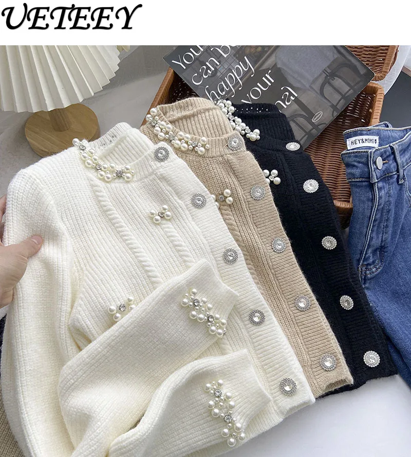 Chic Pearl Round Neck Single-Breasted Padded Shoulder Long Sleeve Sweater for Women Winter Korean Outer Wear Knitted Sweater Top
Chic Pearl Round Neck Single-Breasted Padded Shoulder Long Sleeve Sweater for Women Winter Korean Outer Wear Knitted Sweater Top