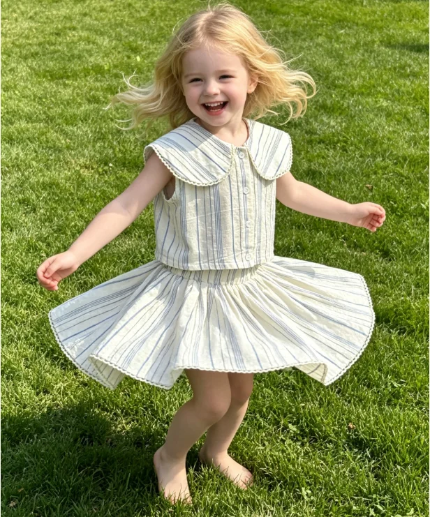 Girls Set 2026 Spring and Summer New Childrens Wear Korean Girl Baby Vertical Stripe Lapel Lace Sleeveless Shirt Shorts Two Sets
Girls Set 2026 Spring and Summer New Childrens Wear Korean Girl Baby Vertical Stripe Lapel Lace Sleeveless Shirt Shorts Two Sets