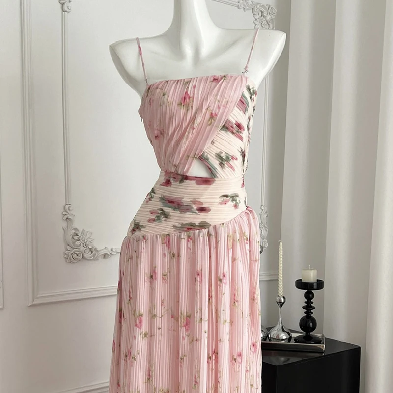 Spaghetti Strap Long Dress Women 2025 New Summer Elegant Sleeveless Tank Sundress Female Pleated Pink Dress Korean Fashion
Spaghetti Strap Long Dress Women 2025 New Summer Elegant Sleeveless Tank Sundress Female Pleated Pink Dress Korean Fashion