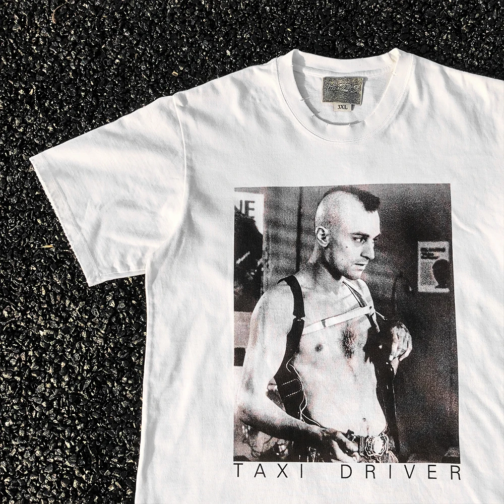 Heavyweight 260G Taxi Driver T-shirt Vintage White Short Sleeve Top by Wang Youbing Studio Casual Comfortable Cotton Tee
Heavyweight 260G Taxi Driver T-shirt Vintage White Short Sleeve Top by Wang Youbing Studio Casual Comfortable Cotton Tee