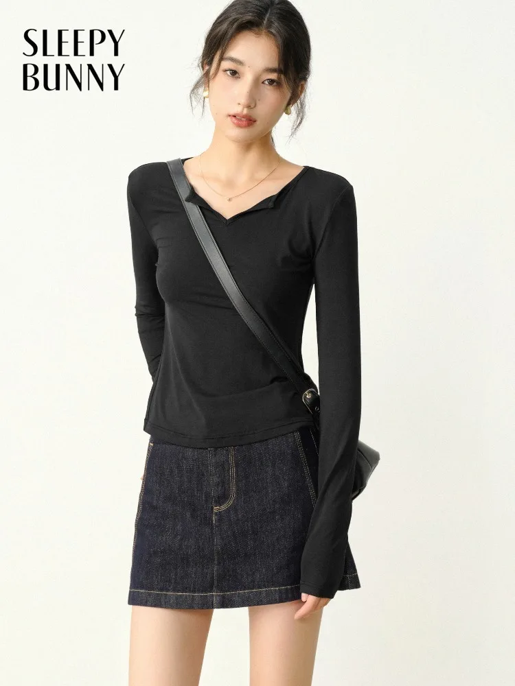 V Neck T Shirt Women Slim Fit Stretch Long Sleeve Top Casual Basic Undershirt Soft Comfortable Layering Tee for Autumn Winter
V Neck T Shirt Women Slim Fit Stretch Long Sleeve Top Casual Basic Undershirt Soft Comfortable Layering Tee for Autumn Winter
