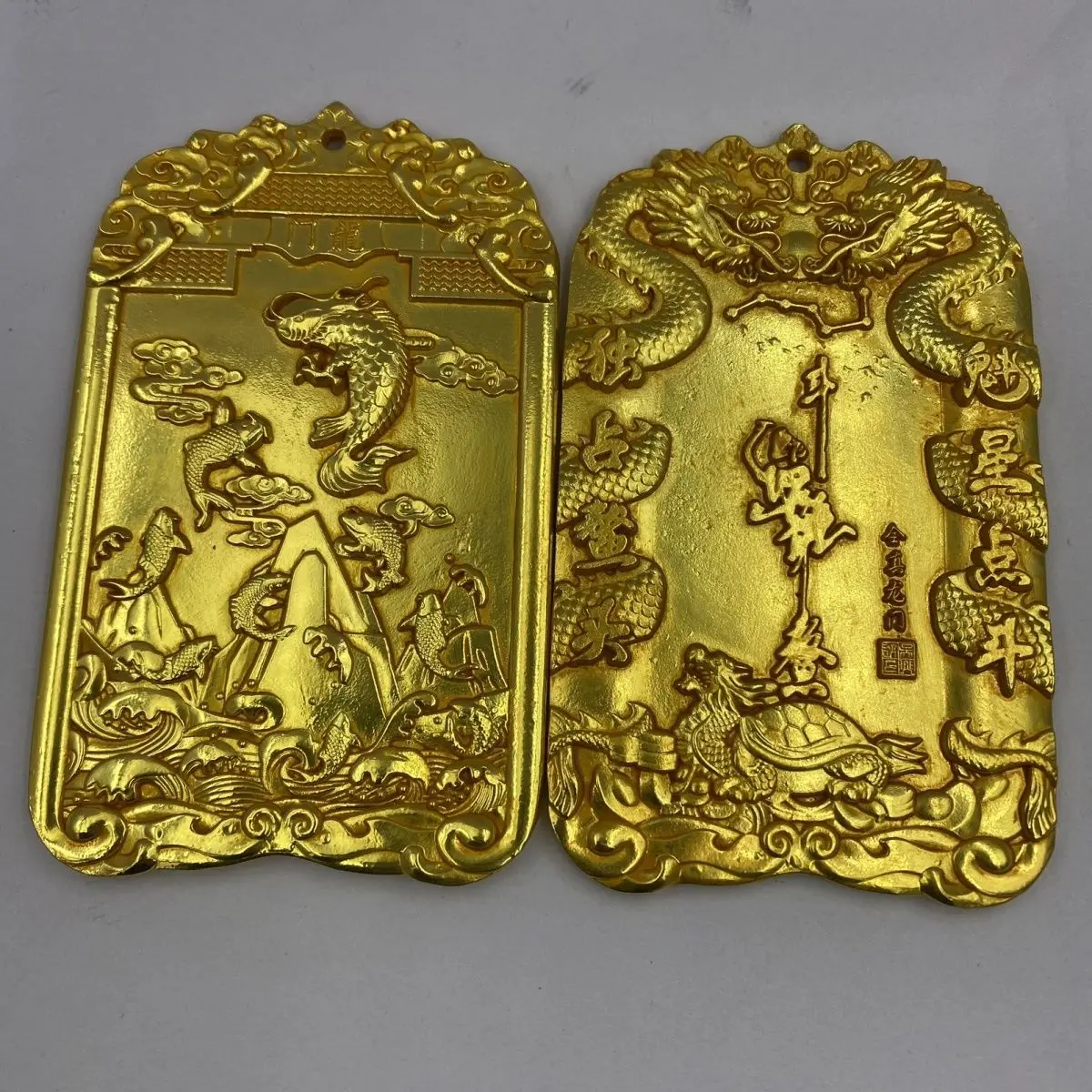 Pure copper gilt carp jumping dragon gate auspicious home blessing pendant decorative pendant collection
Pure copper gilt carp jumping dragon gate auspicious home blessing pendant decorative pendant collection
