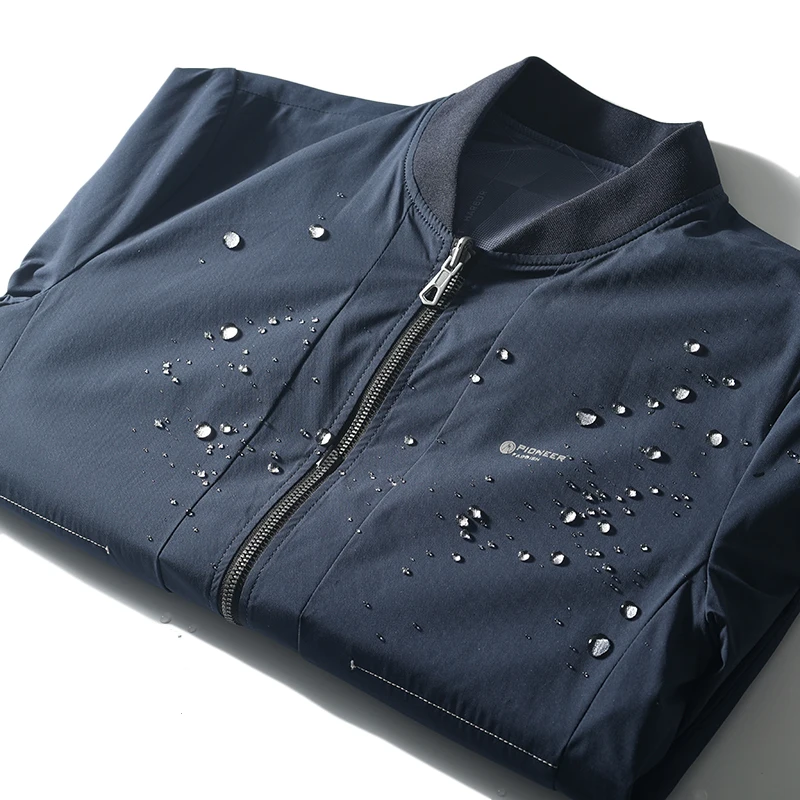 Двусторонняя повседневная куртка с бейсбольным воротником для мужчин, модная весенняя верхняя одежда, приталенный крой, городской стиль, длинный рукав, на молнии
Двусторонняя повседневная куртка с бейсбольным воротником для мужчин, модная весенняя верхняя одежда, приталенный крой, городской стиль, длинный рукав, на молнии