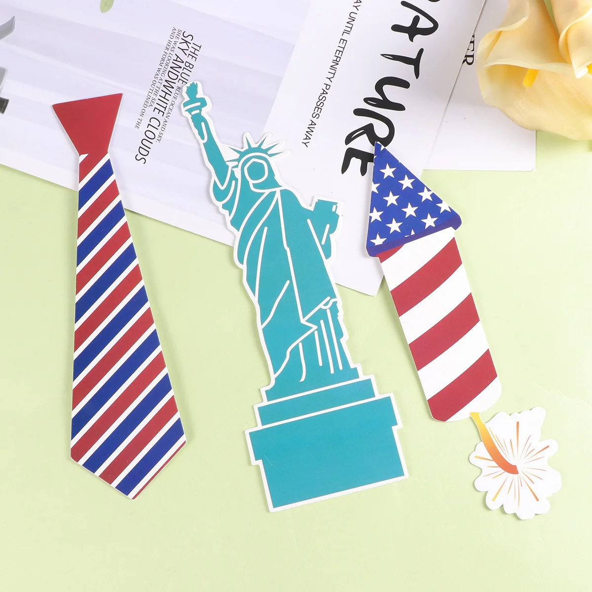 26Pcs Independence Day Photo Prop Set Colorful Wood Paper Decor Perfect for Party Festival Family Photoshoot Funny Photo Prop
26Pcs Independence Day Photo Prop Set Colorful Wood Paper Decor Perfect for Party Festival Family Photoshoot Funny Photo Prop