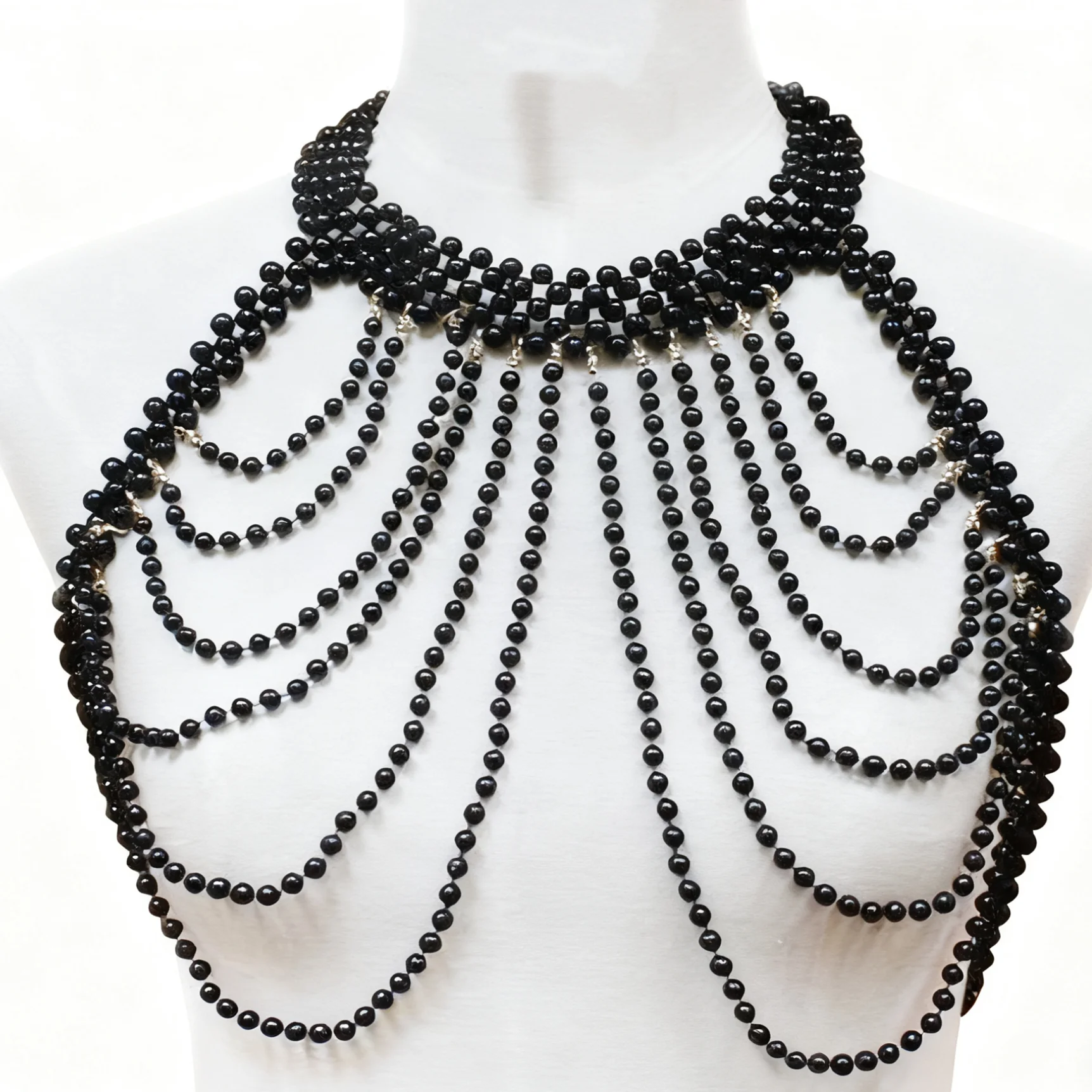 Handcrafted Exaggerated European And American Pearl Bra Decoration Women's Body Chain Clothing Accessory
Handcrafted Exaggerated European And American Pearl Bra Decoration Women's Body Chain Clothing Accessory