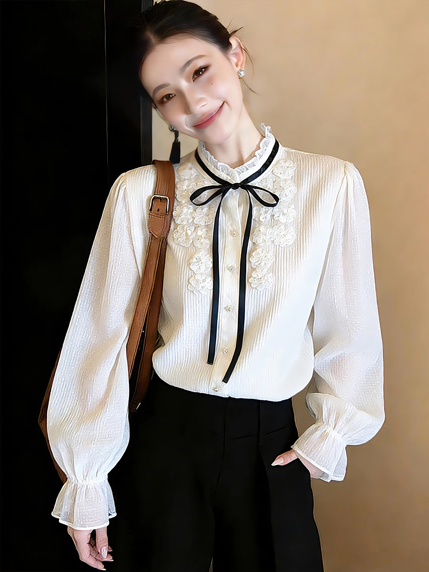 Elegant Lace Patchwork Long Sleeve Embroidered Shirt Romantic Youthful Spring Fashion Beautiful Lazy Style High-End Sensation...
Elegant Lace Patchwork Long Sleeve Embroidered Shirt Romantic Youthful Spring Fashion Beautiful Lazy Style High-End Sensation...
