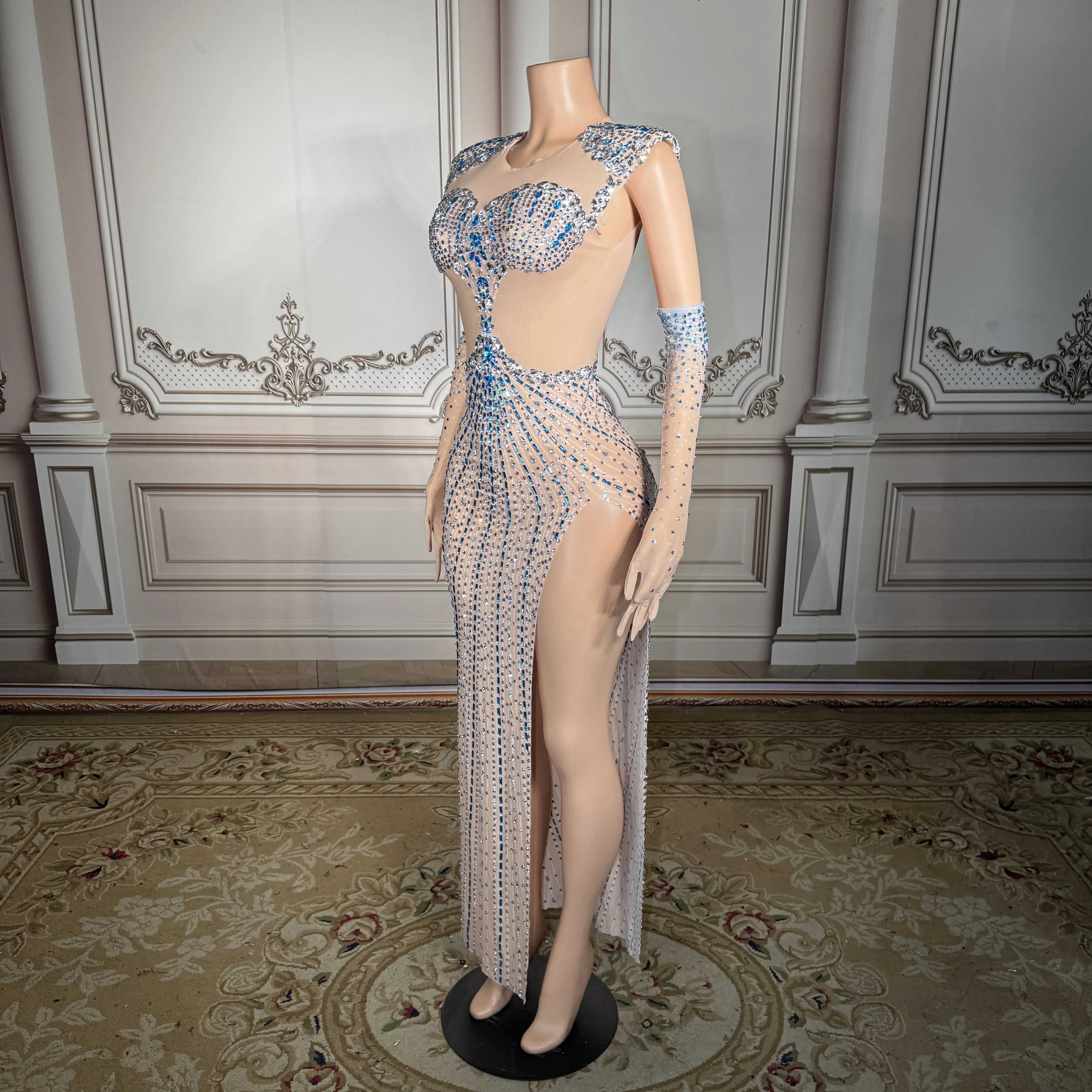 ZD Design sense luxurious rhinestone high slit long sleeved dress women cocktail party host birthday party elegant evening gown
ZD Design sense luxurious rhinestone high slit long sleeved dress women cocktail party host birthday party elegant evening gown