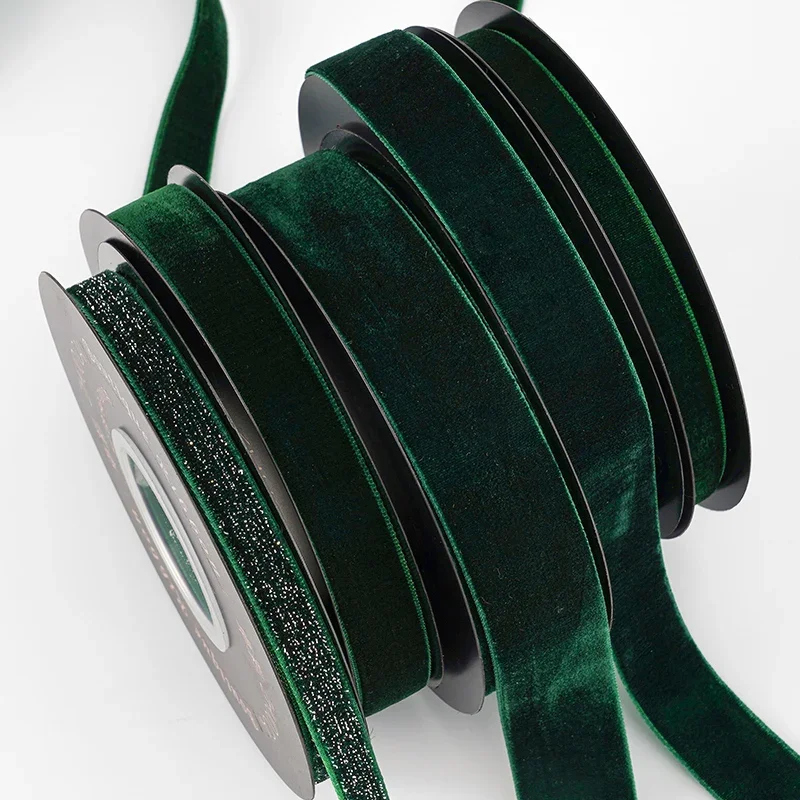 Dark Green Velvet Flocking Ribbon Handmade Hair Accessories Gift Box Packaging Velvet Christmas Decorative Velvet
Dark Green Velvet Flocking Ribbon Handmade Hair Accessories Gift Box Packaging Velvet Christmas Decorative Velvet
