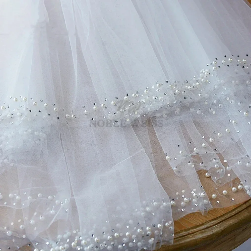 2T Pearls Wedding Veil Short Beaded Edge Bridal Veils Two Layer Bride Veils Wholesale Price Customized
2T Pearls Wedding Veil Short Beaded Edge Bridal Veils Two Layer Bride Veils Wholesale Price Customized