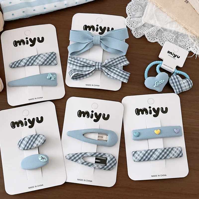 Sweet Blue Plaid Bow BB Hair Clips Korean Fashion Side Bangs Clips Versatile Cute Hair Barrettes Daily Hair Accessories for Girl
Sweet Blue Plaid Bow BB Hair Clips Korean Fashion Side Bangs Clips Versatile Cute Hair Barrettes Daily Hair Accessories for Girl