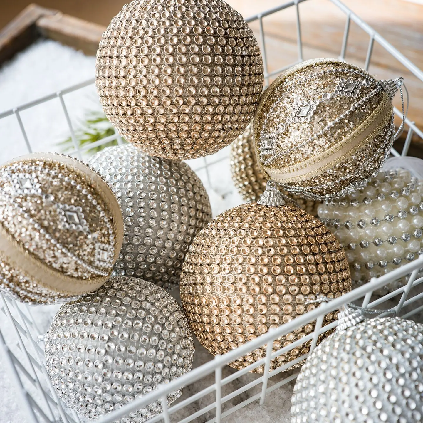 High-quality Foams Christmas Tree Balls 8/10cm Sequin Christmas Decor hanging Shiny Christmas Tree Pendant Xams Party Supplies
High-quality Foams Christmas Tree Balls 8/10cm Sequin Christmas Decor hanging Shiny Christmas Tree Pendant Xams Party Supplies