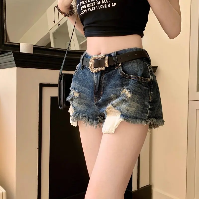 Retro Old High Waist Ripped Denim Shorts Female Hot Girl Straight Loose Wide-leg Pants Trendy
Retro Old High Waist Ripped Denim Shorts Female Hot Girl Straight Loose Wide-leg Pants Trendy