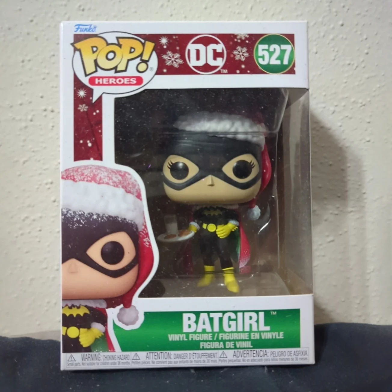 Pop! Batgirl with Cookies & Milk Figures #527 FUNKO DC Comics Anime Figure Christmas Series Limited Edition 4.1inch Toy Gift 
Pop! Batgirl with Cookies & Milk Figures #527 FUNKO DC Comics Anime Figure Christmas Series Limited Edition 4.1inch Toy Gift