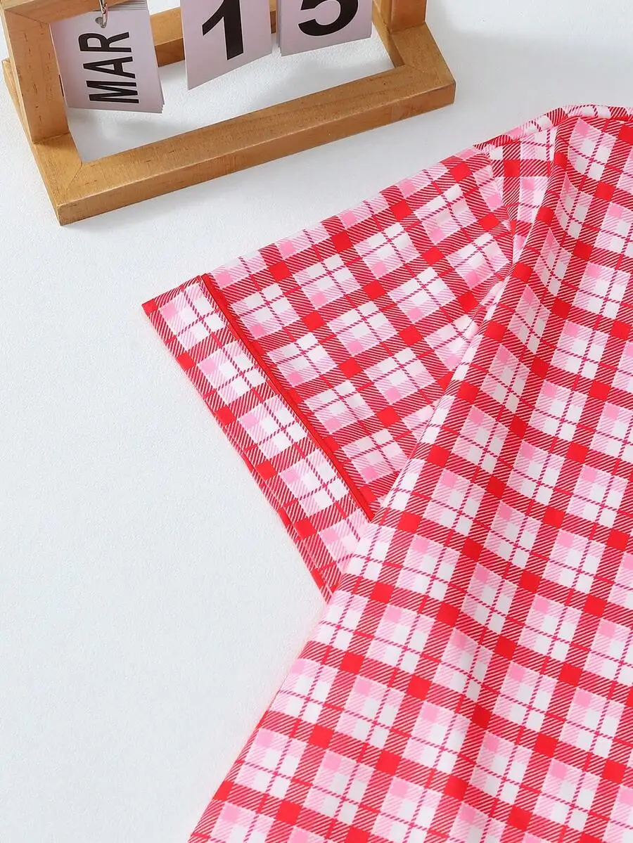 Red White Plaid Womens Short Sleeve Loungewear Set Loose Fit Soft Pajamas For Spring Summer
Red White Plaid Womens Short Sleeve Loungewear Set Loose Fit Soft Pajamas For Spring Summer