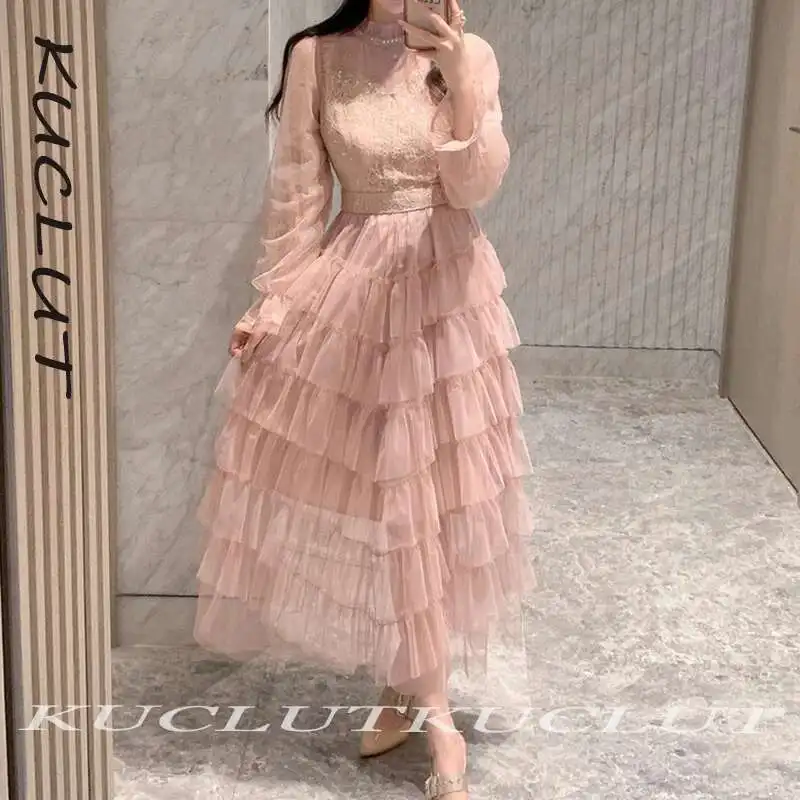 KUCLUT Fashion Women's Sequin Embroidery Perspective Mesh Long Sleeved Cake Dress Elegant Evening Party Dresses Female K236
KUCLUT Fashion Women's Sequin Embroidery Perspective Mesh Long Sleeved Cake Dress Elegant Evening Party Dresses Female K236