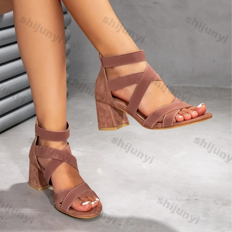 Women's Leopard Shoes 2026 Summer Fashion Comfortable Lightweight Square Heel Sandals Peep Toe Coarse Heel Cross Tied High Heels
Women's Leopard Shoes 2026 Summer Fashion Comfortable Lightweight Square Heel Sandals Peep Toe Coarse Heel Cross Tied High Heels