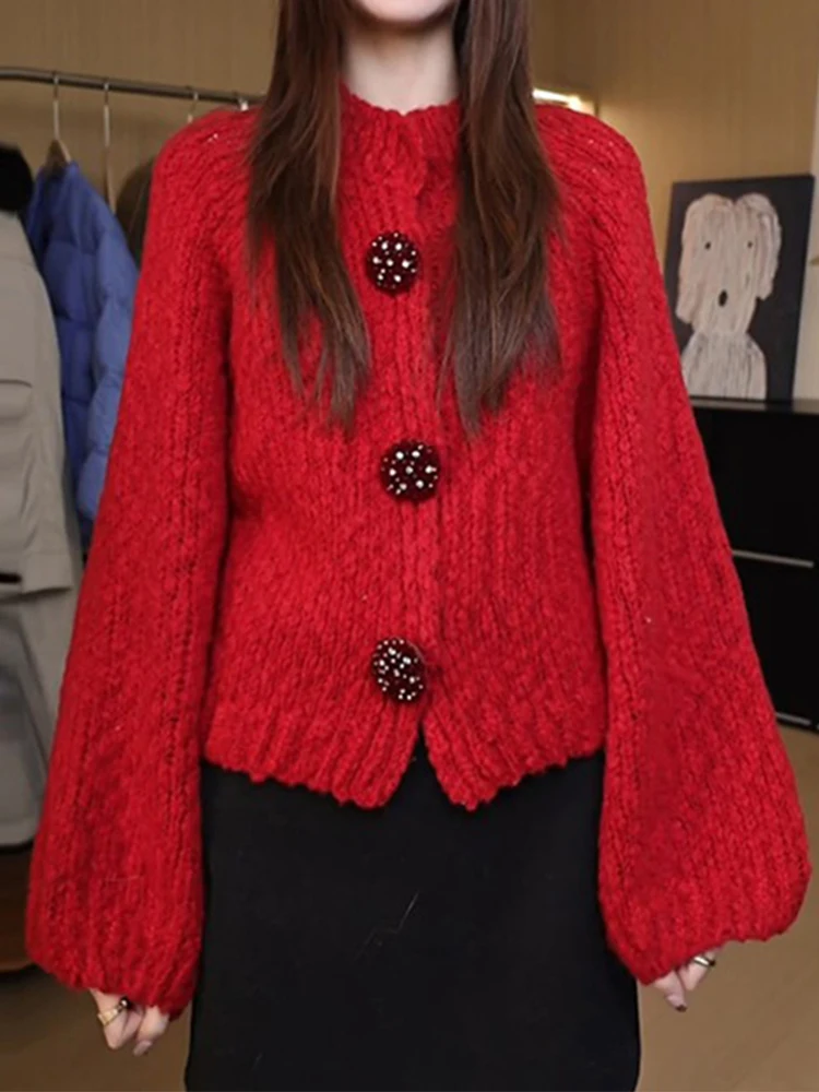 Women's round Ne Long Sve Sweater Winter Faion Loose Slimming Single Button Design Lantern Sve Casual Sle Top
Women's round Ne Long Sve Sweater Winter Faion Loose Slimming Single Button Design Lantern Sve Casual Sle Top