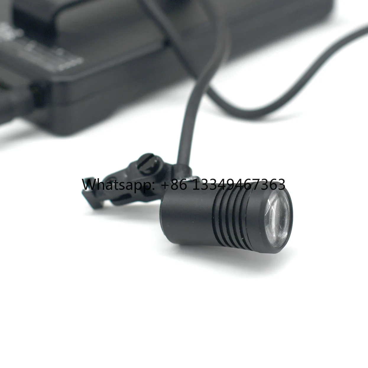 MD-JD2100 10W Dental Headlight 3 Battery Touch Led Headlight Surgical Adjustable Surgical Headlamp
MD-JD2100 10W Dental Headlight 3 Battery Touch Led Headlight Surgical Adjustable Surgical Headlamp