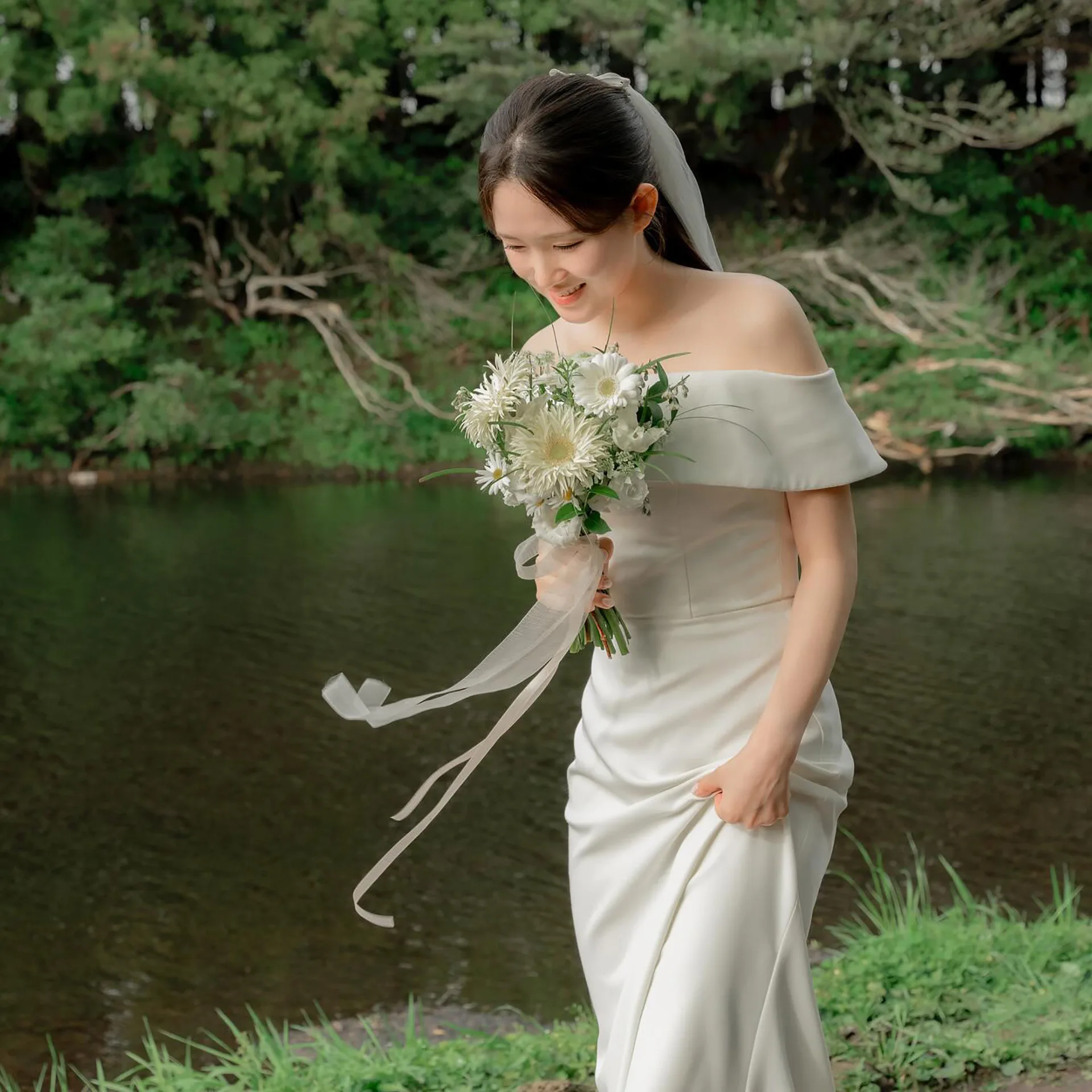 Elegant Mermaid Wedding Dress for Women Off The Shoulder Floor-length Simple Bridal Dress Party Dresses Women Evening Customized
Elegant Mermaid Wedding Dress for Women Off The Shoulder Floor-length Simple Bridal Dress Party Dresses Women Evening Customized