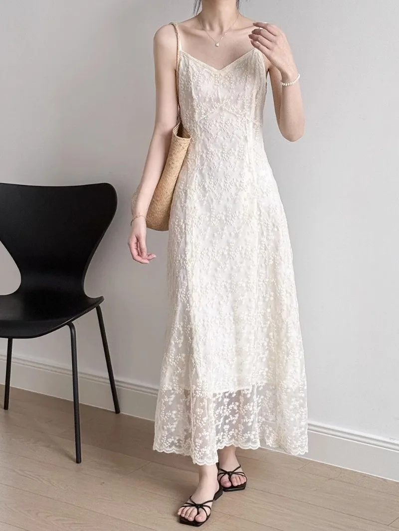 Summer Floral Lace Splicing Cami Dress Elegant Sleeveless Maxi Slim Long Dresses Y2k Vintage Women's Spaghetti Strap Vestidos
Summer Floral Lace Splicing Cami Dress Elegant Sleeveless Maxi Slim Long Dresses Y2k Vintage Women's Spaghetti Strap Vestidos