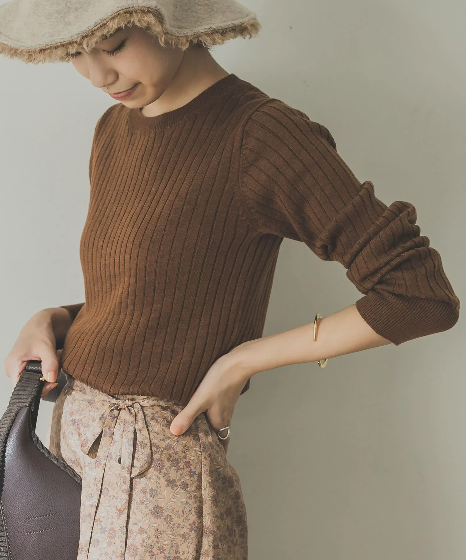 Высокоэластичный круглый укороченный шерстяной вязаный топ URBANRESEARCH, повседневный топ из хлопчатобумажной ткани Long Sve
Высокоэластичный круглый укороченный шерстяной вязаный топ URBANRESEARCH, повседневный топ из хлопчатобумажной ткани Long Sve