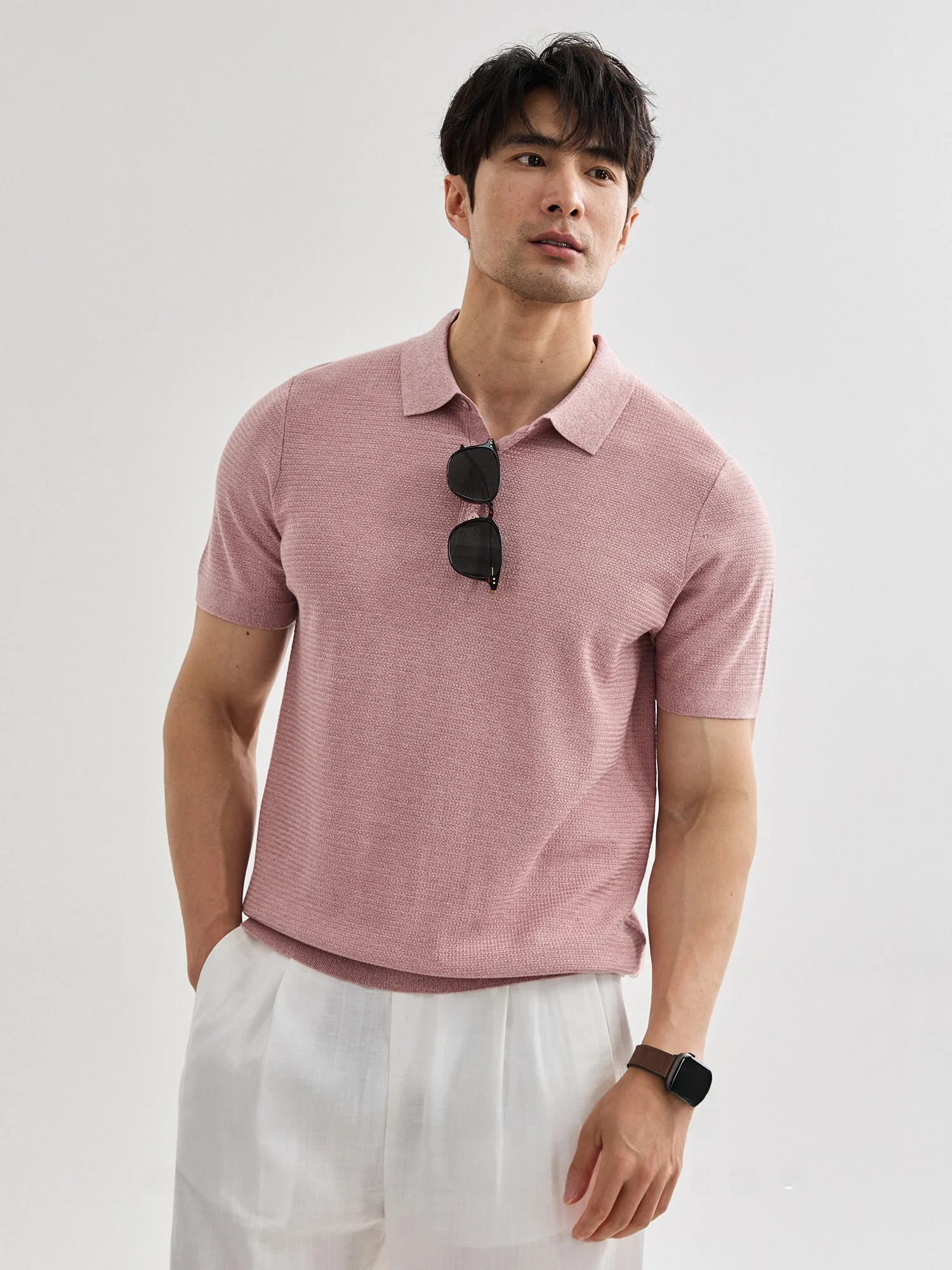 MCCEVTG Italian Elegant Rcelle Texture Knitted Shirt Men's Casual V-Neck Short Sleeve Summer Breathable Business Style
MCCEVTG Italian Elegant Rcelle Texture Knitted Shirt Men's Casual V-Neck Short Sleeve Summer Breathable Business Style