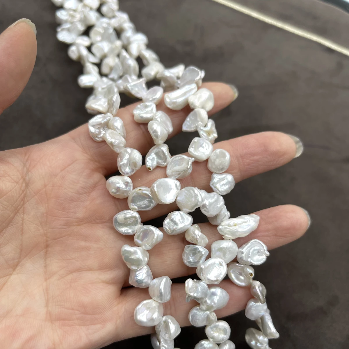 7-10mm Natural Freshwater Baroque Pearls String White Petal Pearl Bead for Jewelry Making Diy Bracelet Necklace Accessory Strand
7-10mm Natural Freshwater Baroque Pearls String White Petal Pearl Bead for Jewelry Making Diy Bracelet Necklace Accessory Strand