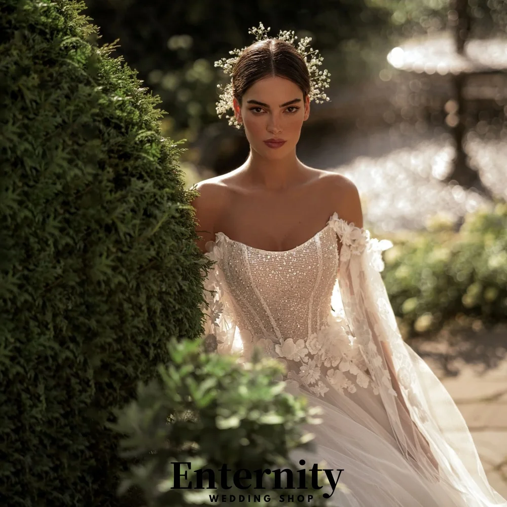 Customized Flower Applique Wedding Dresses Sexy Half Sleeve For Women Charming Scoop-Neck Beading Bridal Gowns Vestidos De Novia
Customized Flower Applique Wedding Dresses Sexy Half Sleeve For Women Charming Scoop-Neck Beading Bridal Gowns Vestidos De Novia